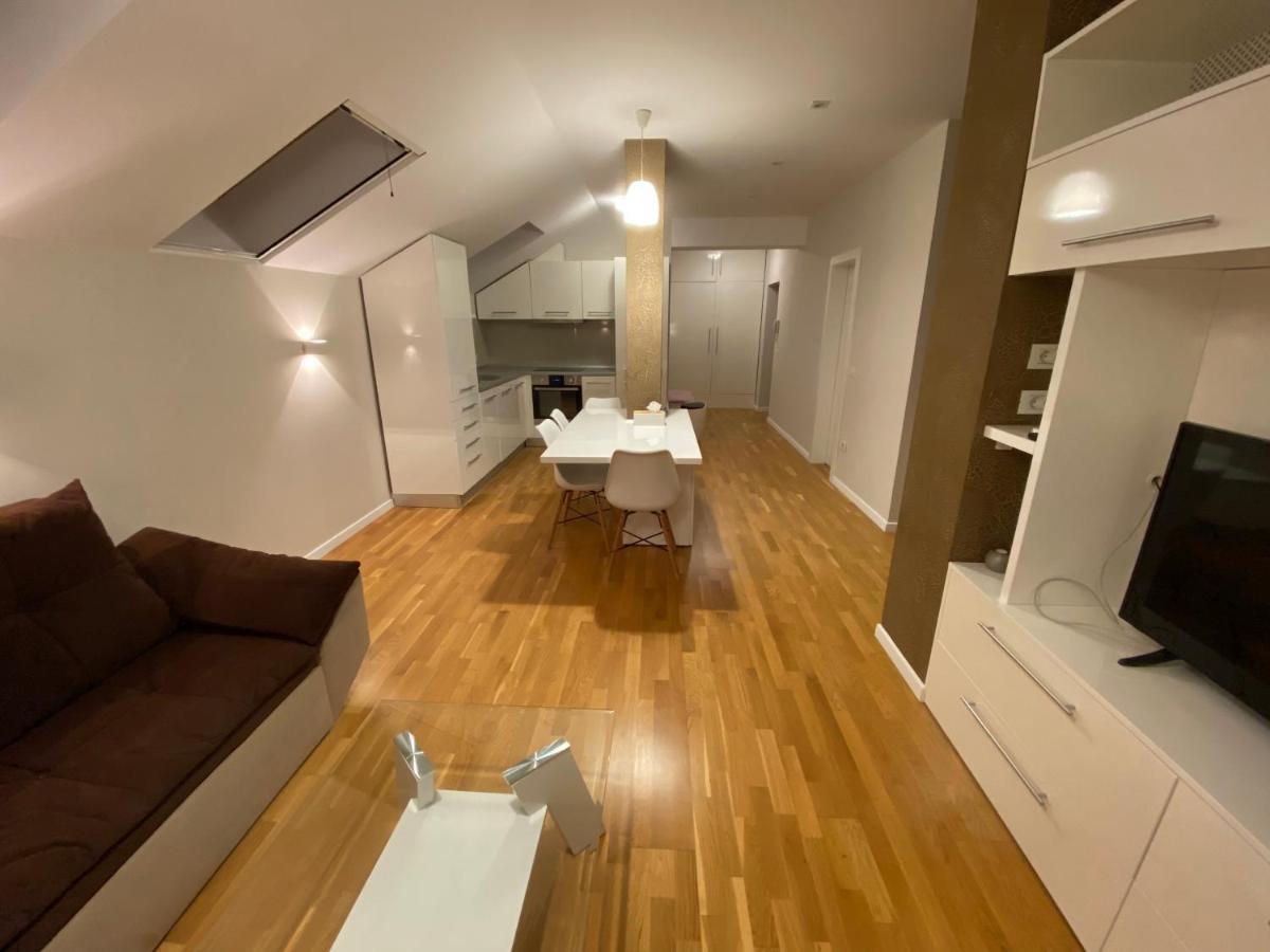 Gaga Residence 3 ทิมิชัวรา ภายนอก รูปภาพ